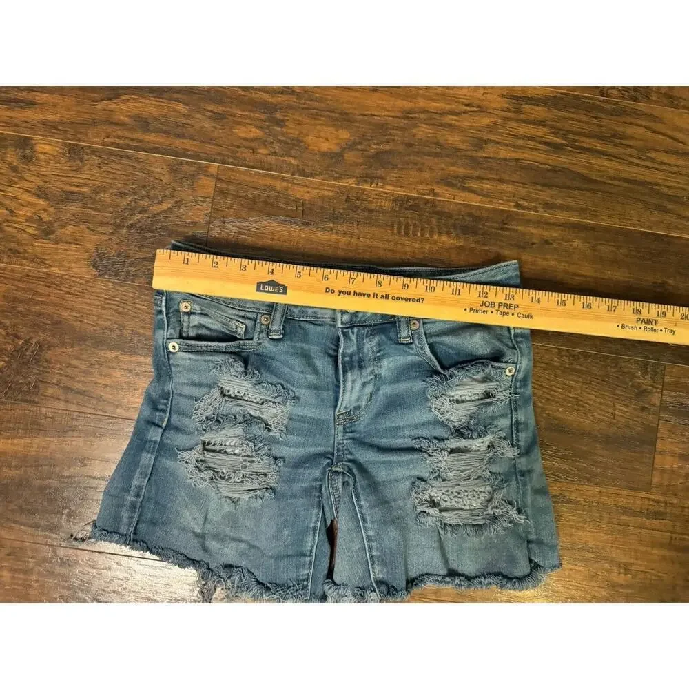 American Eagle Next Level Stretch Hi-Rise Shortie Distressed Women's Sz:4
